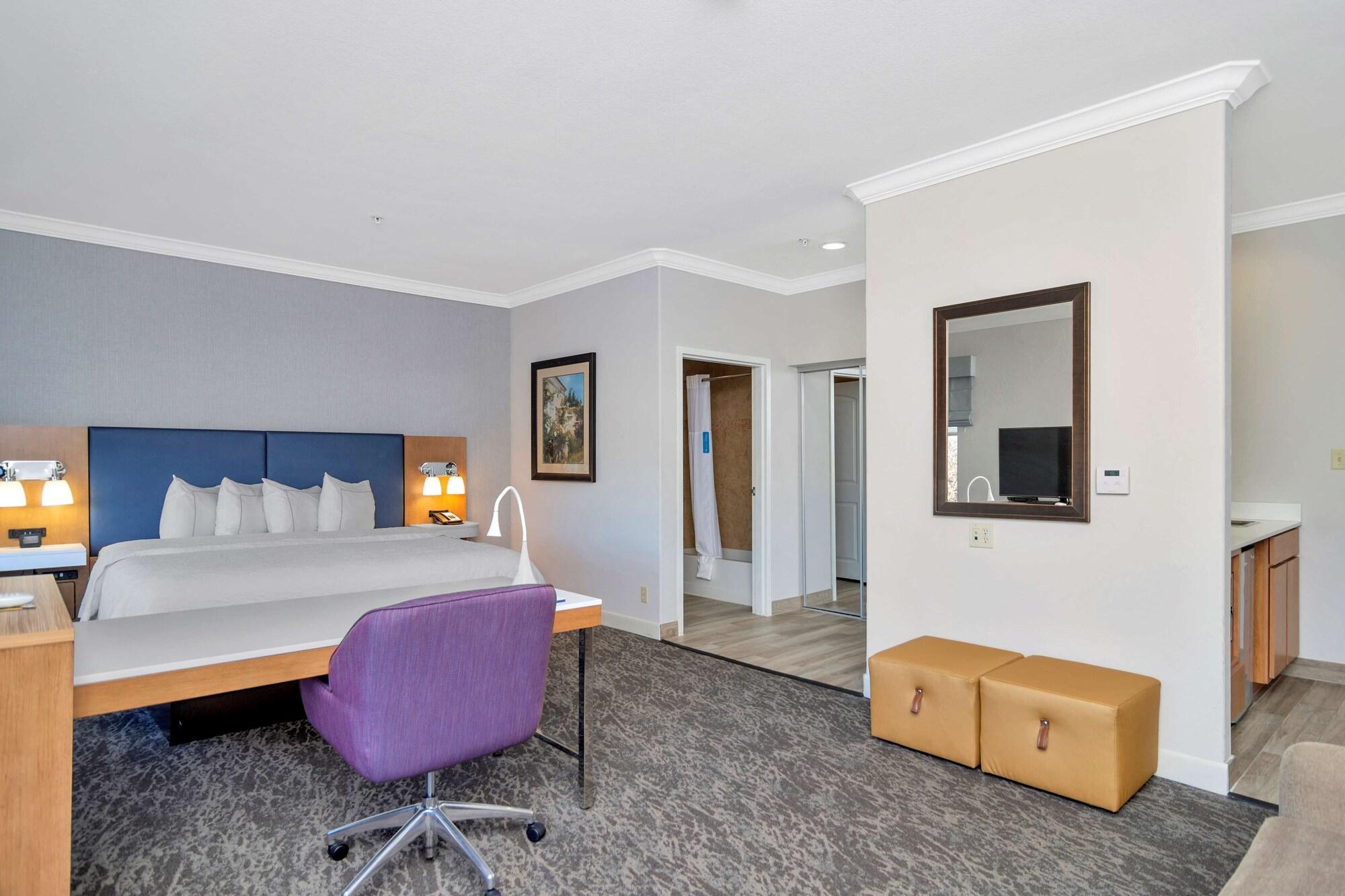 Hampton Inn & Suites Fort Worth-Fossil Creek Exterior photo